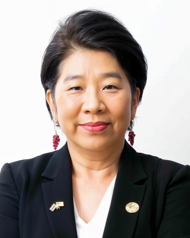 Dr. Hwee Khim Boo